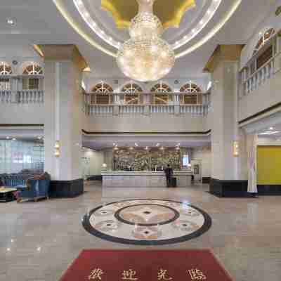 維也納飯店(清遠陽山店) Hotel Exterior