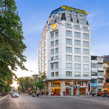 Nesta Hotel Ha Noi Отели рядом с достопримечательностью «Центральный Цирк»