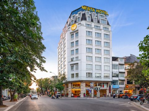 Hotels Near Paris Gateaux Bakery In Hanoi 21 Hotels Trip Com
