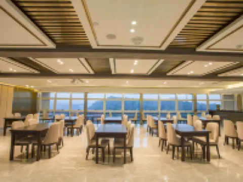 Golden Sunshine Hotel Hotels in Songyang
