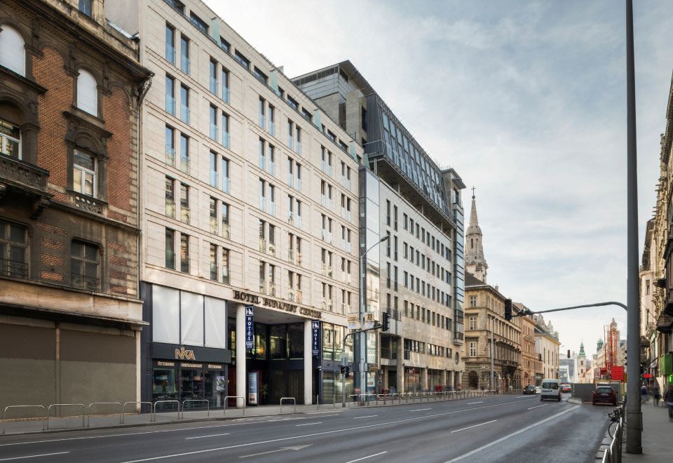 5. 엑스 부다페스트..