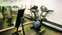 Aiyaree Place Hotel - Gym