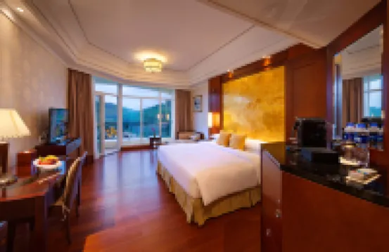 東莞塘廈三正半山温泉ホテル