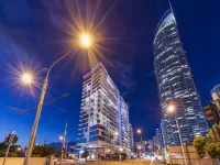 Wyndham Hotel Surfers Paradise Hotels near Broadbeach Waters