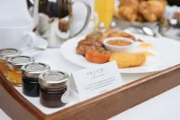 Sofitel London Gatwick - breakfast