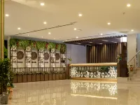 Jacobs Garden Hotel Hotels near Titanic