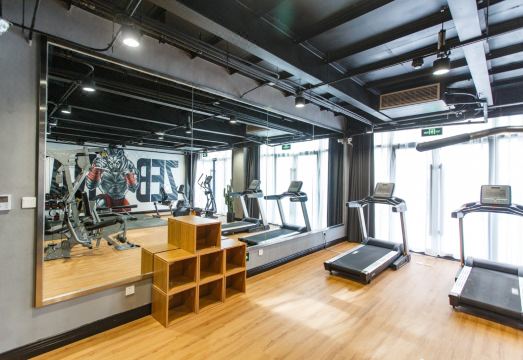 5. 지브라 호텔 칭..