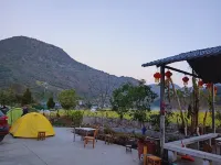 Yiquanyuan Hotel Hotels near Dongsheng Square
