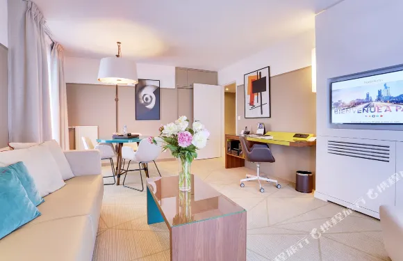 巴黎拉德芳斯輝盛閣國際公寓