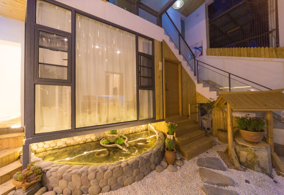 Mishe Yileju Private Courtyard