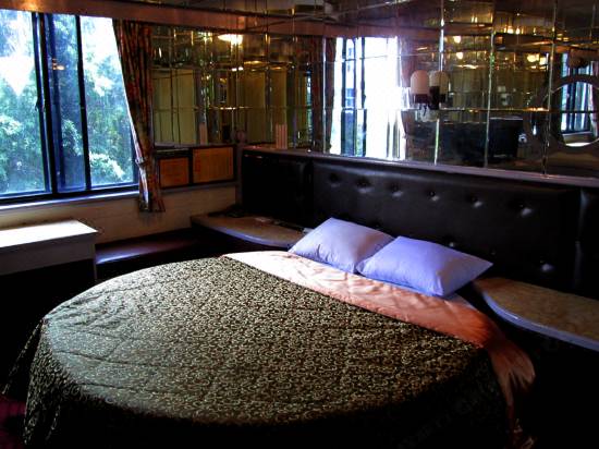 One Plus One Hotel Taipei Updated 22 Room Price Reviews Deals Trip Com