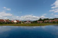 พูลแมน หลวงพระบาง - สระว่ายน้ำแบบอินฟินิตี้