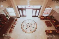 Yaxitai Hotel Hotels in Mengla