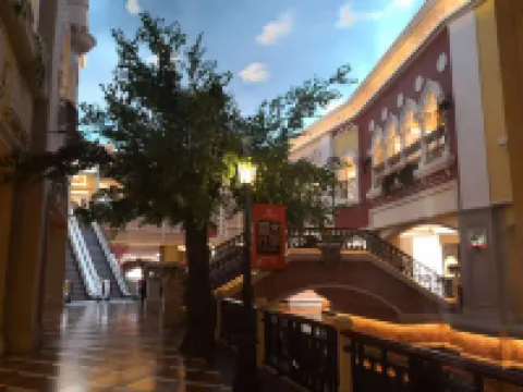 Pegasus Watertown Hotel