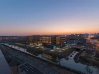 Shanghai Maison New Century Hotel Hotels near Sheshan
