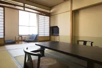 โรงแรมนิว สึรุตะ