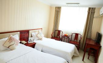 Donghua Hotel