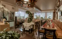 Hotel-Restaurant Barbarossahof Hotels in Kaiserslautern
