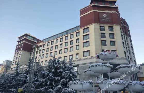 日喀則喬穆朗宗酒店