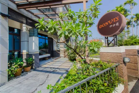 1 ห้องนอน 1 ห้องน้ำส่วนตัว ขนาด  ตร.ม. – เมืองชนบทหลูตง