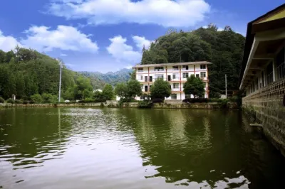 Simianshan Tongxin Manor