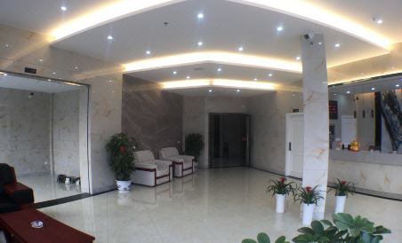 Huayi Business Hotel - Housity