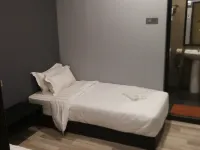 Sunbay Inn トゥン・サカラン海洋公園周辺のホテル