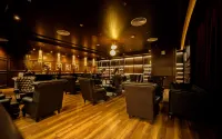 FLC Halong Bay Golf Club & Luxury Resort - بار