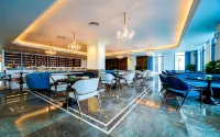 FLC Halong Bay Golf Club & Luxury Resort