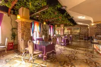 Friendship Peak Holiday Hotel - Breakfast