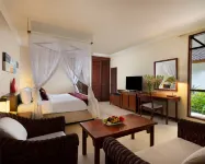 Holiday Resort Lombok Hotel di Senggigi
