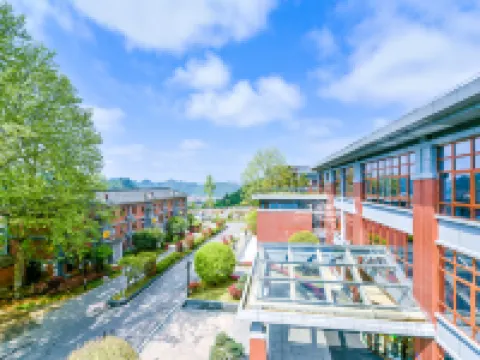 Duyun Maojianli Hotel (Qinhan Film City) Hotels in Duyun