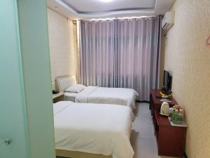 Xinye Qicaihong Express Hotel