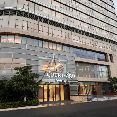Courtyard by Marriott Xiamen Haicang Hotels near Haicang