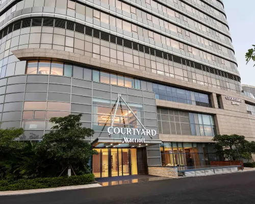Courtyard by Marriott Xiamen Haicang Hotels near Haicang