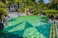 Taupo Debretts Spa Resort - Pools