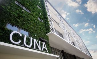 Cuna Hotel