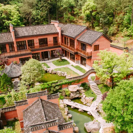 Longquan Senbo Longyuanyi Homestay