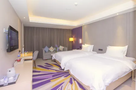 Lavande Hotel （Jingzhou Jianli Times Square Branch） Отели в г. Цзянли