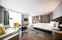 Chengdu Global Center Tongpai Hotel（Convention Center） Hotels near Huijin Square
