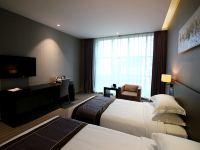 珠海新海利大酒店 - 主楼标准双床房