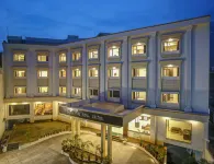 Hotel the Royal Krishna Hoteles cerca de Himkoti