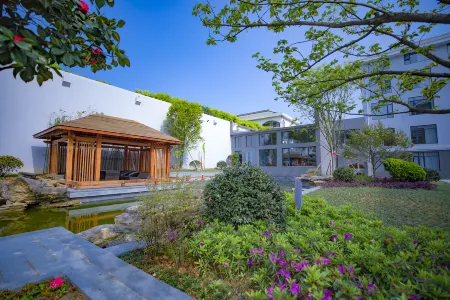 Huafu Hotel Отели в г. Шаншань