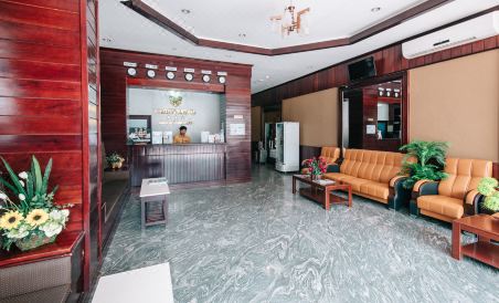 V Hotel Vientiane - Housity