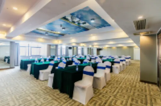 Caizhi International Hotel