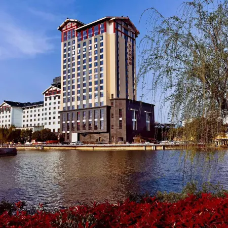 Yixing Hotel