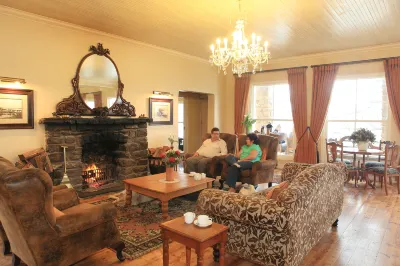 Zuurberg Mountain Village Hoteles en Western District