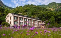 Huayu Shiguang Holiday Hostel