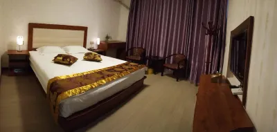 Meilun Hotel Hotels in Zhouning