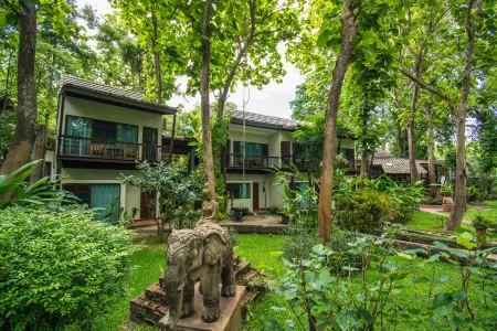 E-Outfitting Doikham Resort